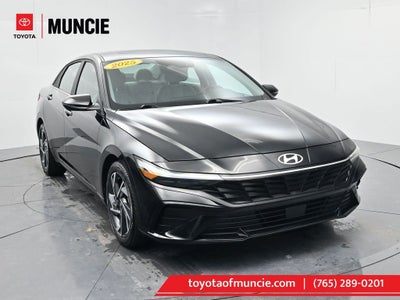 2025 Hyundai Elantra Limited