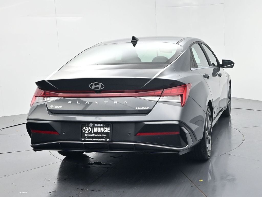 2024 Hyundai Elantra Limited