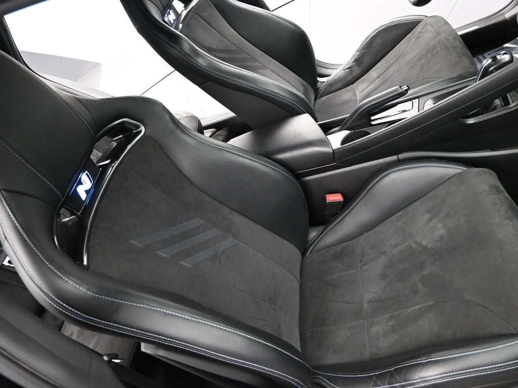 2022 Hyundai Elantra N Base