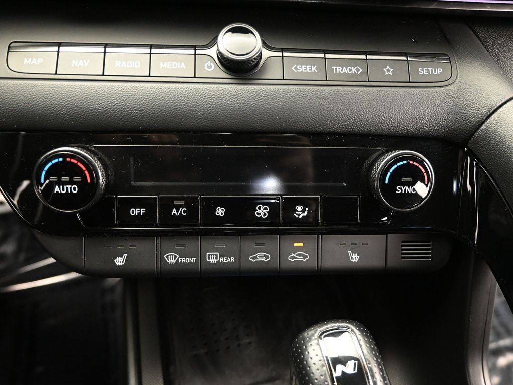 2022 Hyundai Elantra N Base