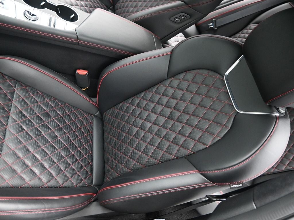 2025 Genesis G70 3.3T Sport Prestige