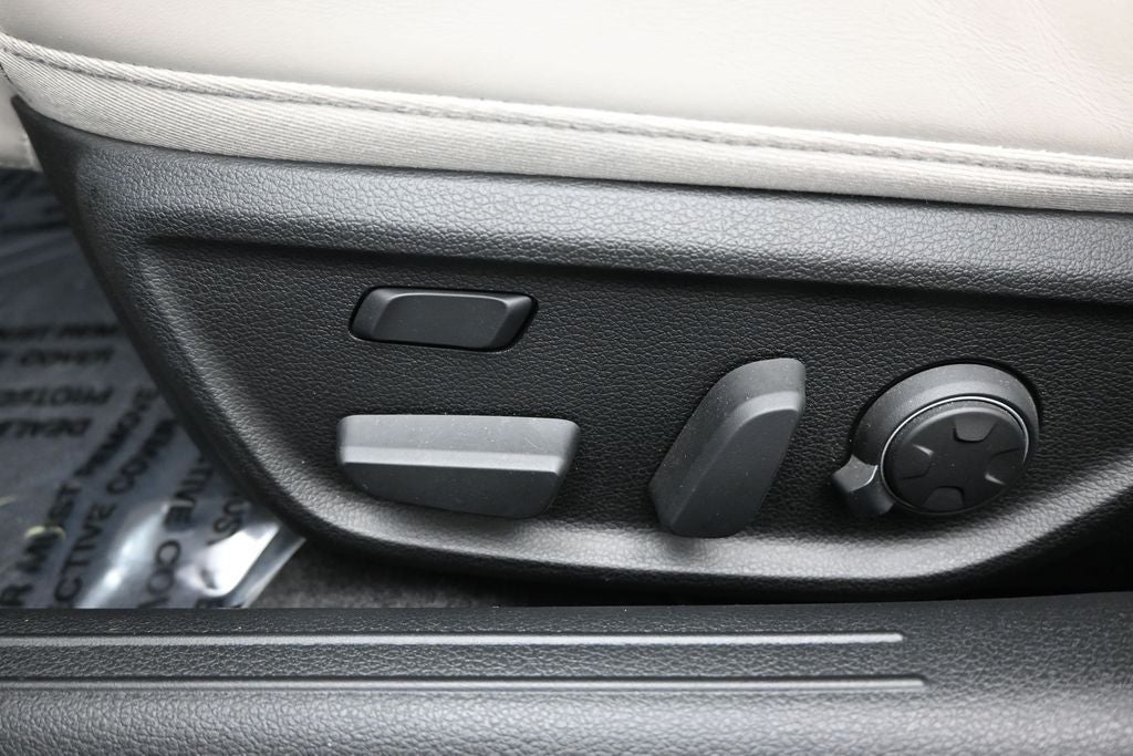 2022 Genesis G70 3.3T