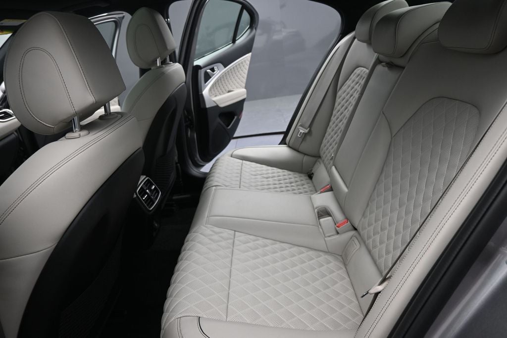 2022 Genesis G70 3.3T