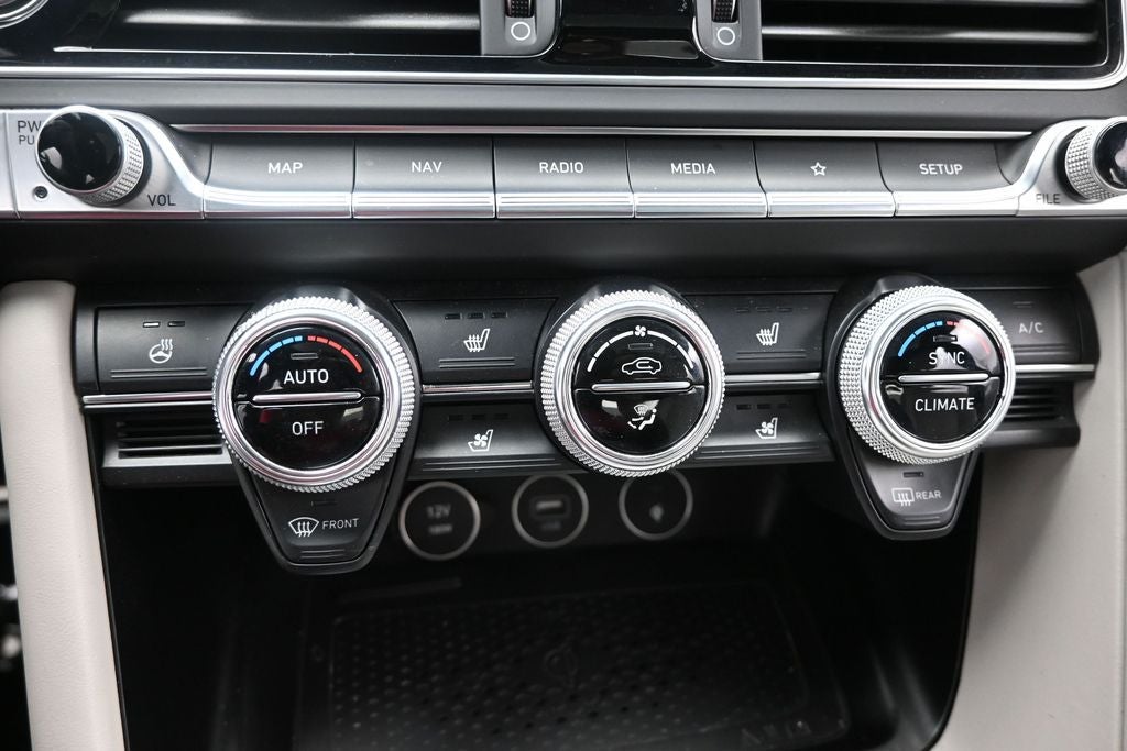 2022 Genesis G70 3.3T