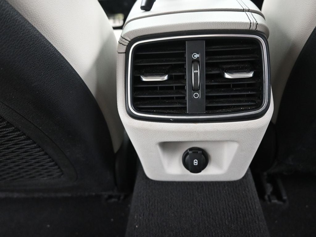 2019 Genesis G70 3.3T Advanced