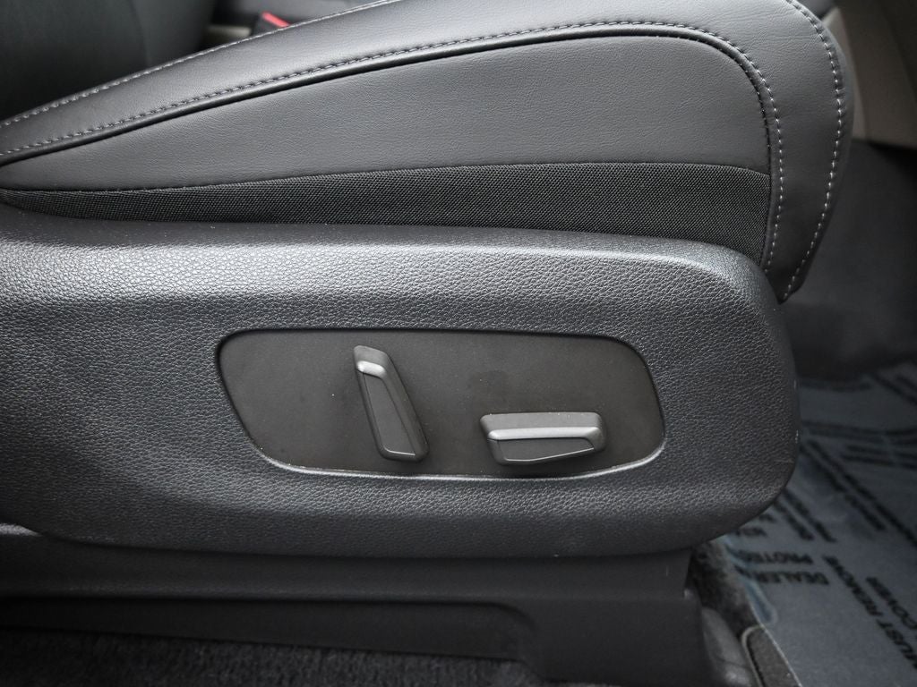 2025 Kia Carnival Hybrid SX