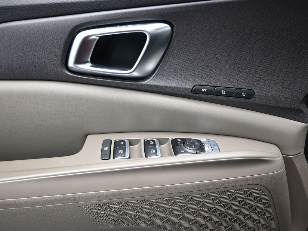 2025 Kia Carnival Hybrid SX