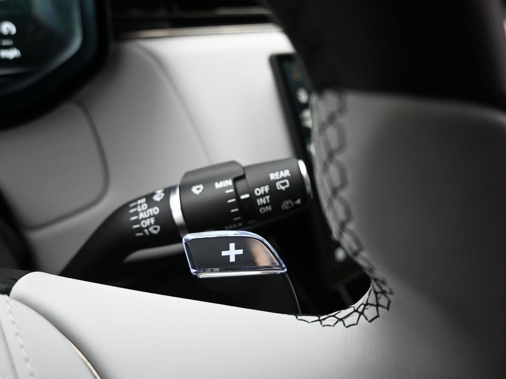 2025 Land Rover Range Rover Sport SV Edition Two