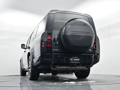 2023 Land Rover Defender 130 X-Dynamic SE