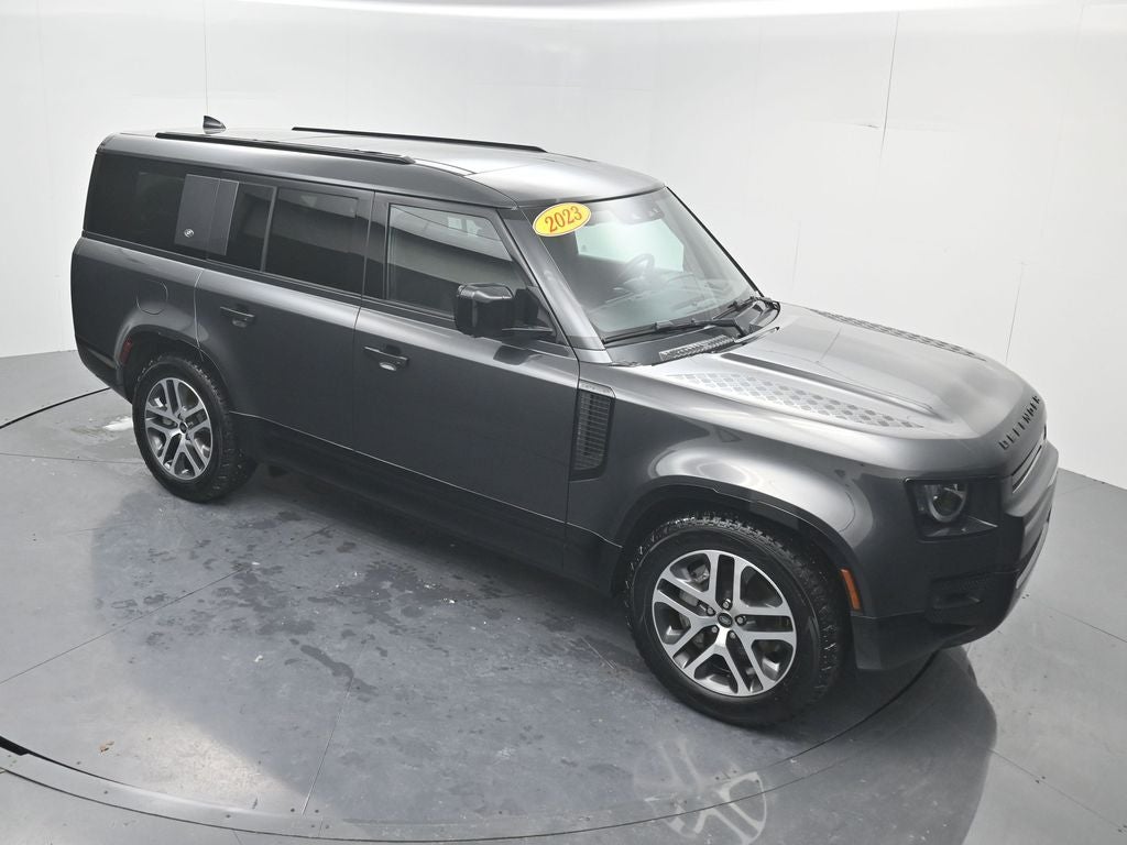 2023 Land Rover Defender 130 X-Dynamic SE
