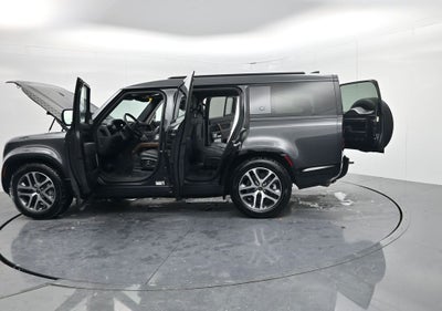 2023 Land Rover Defender 130 X-Dynamic SE