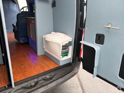 2021 Mercedes-Benz Sprinter 2500 Cargo 170 WB High Roof