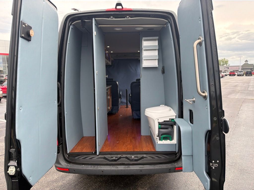 2021 Mercedes-Benz Sprinter 2500 Cargo 170 WB High Roof