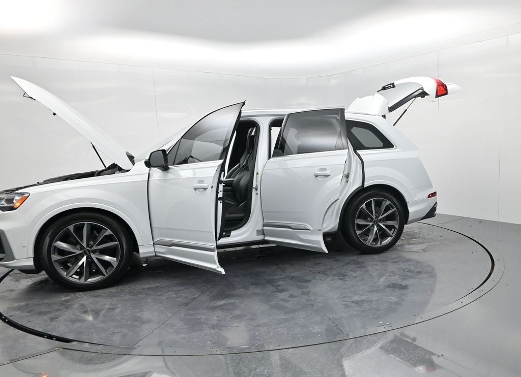 2023 Audi SQ7 Premium Plus quattro