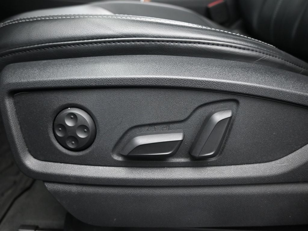 2023 Audi Q5 45 S line Premium Plus quattro