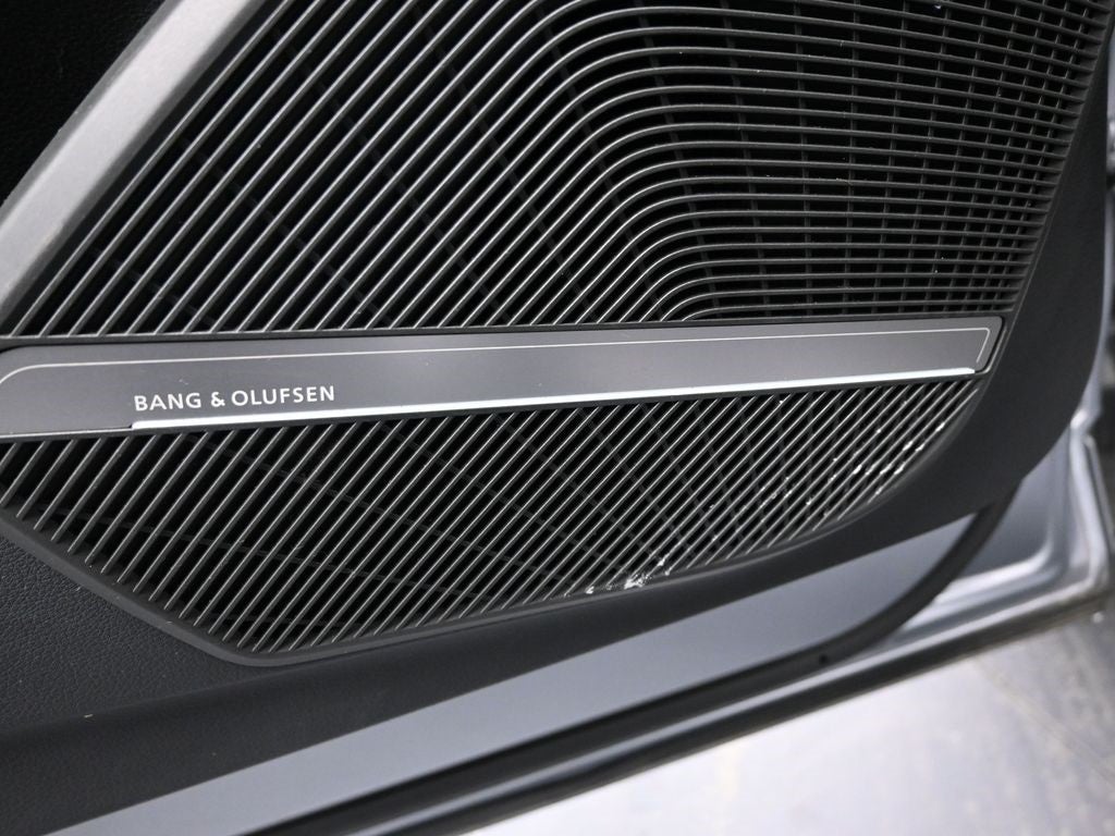 2023 Audi Q5 45 S line Premium Plus quattro