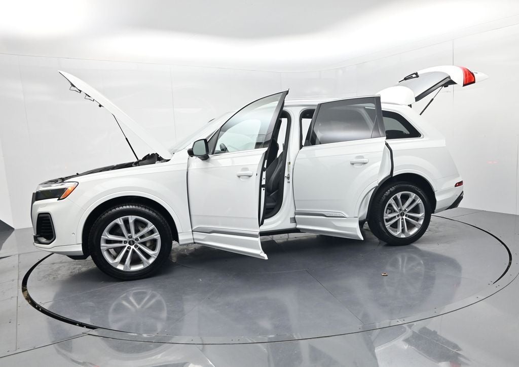 2025 Audi Q7 55 Premium Plus quattro