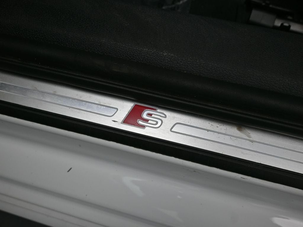 2023 Audi A4 45 S line Premium Plus quattro