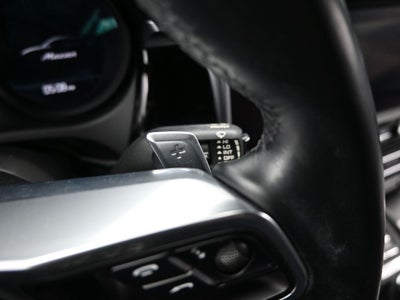 2021 Porsche Macan Base