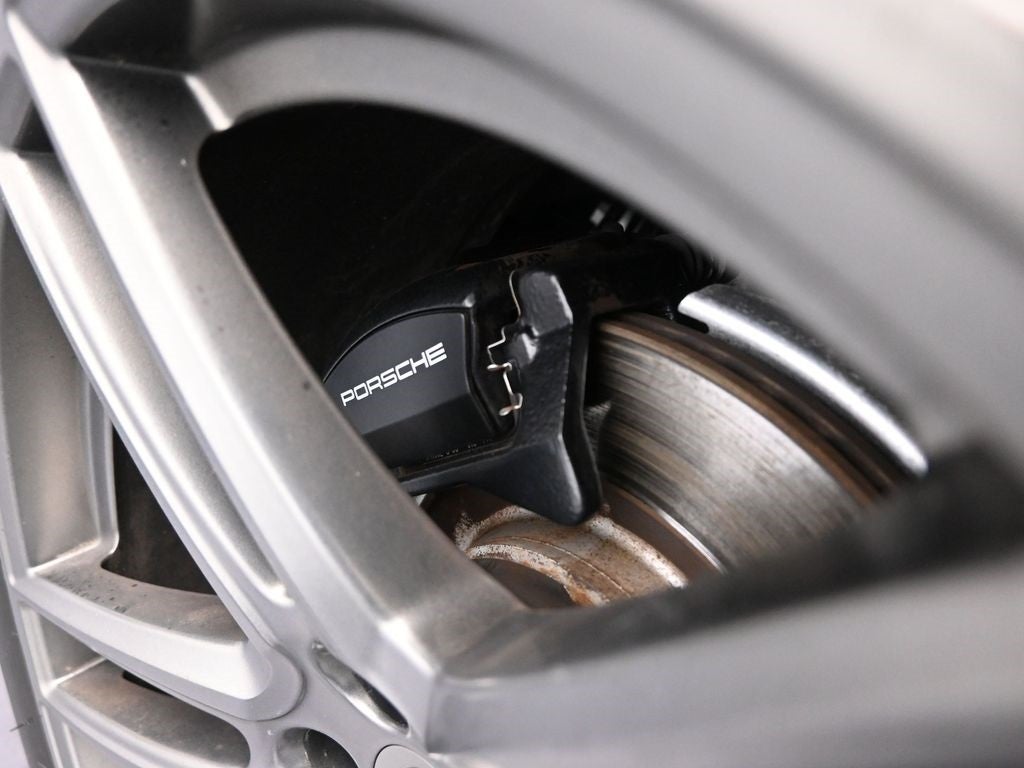 2021 Porsche Macan Base