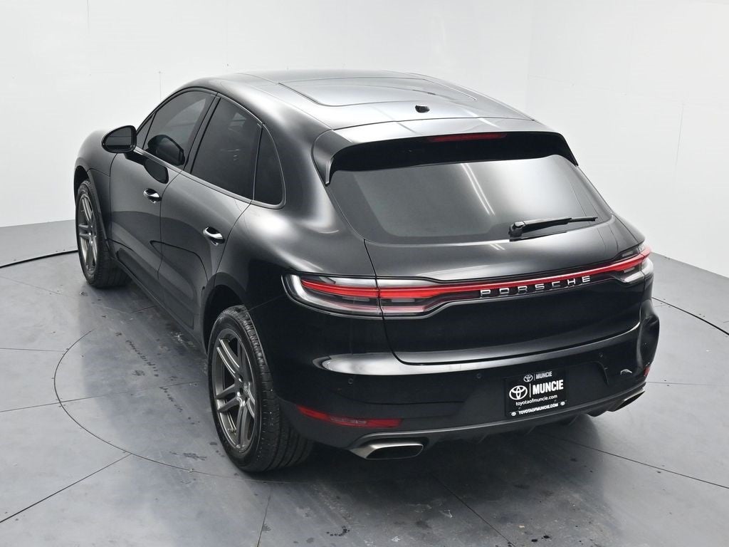 2021 Porsche Macan Base