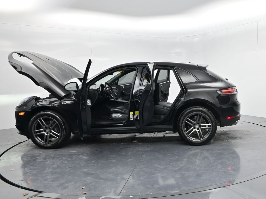 2021 Porsche Macan Base