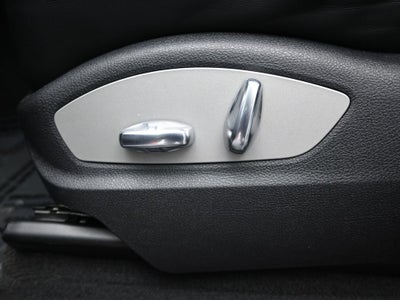 2024 Porsche Macan T