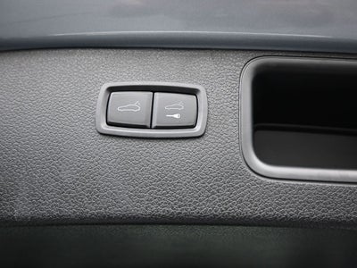 2024 Porsche Macan T