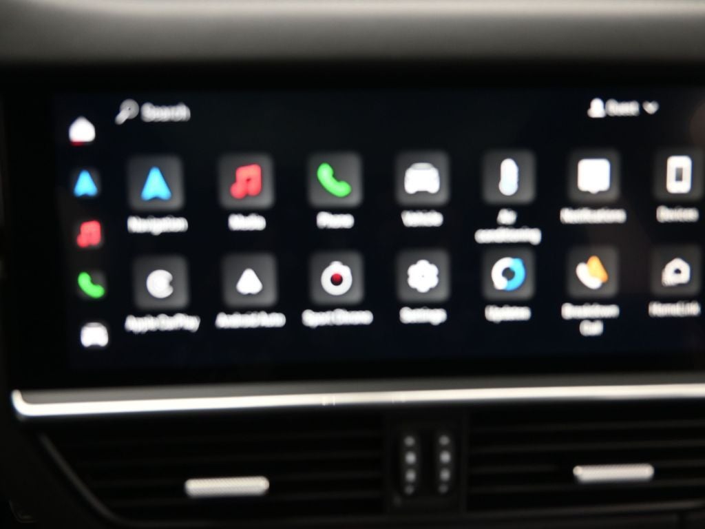 2022 Porsche Cayenne Coupe GTS