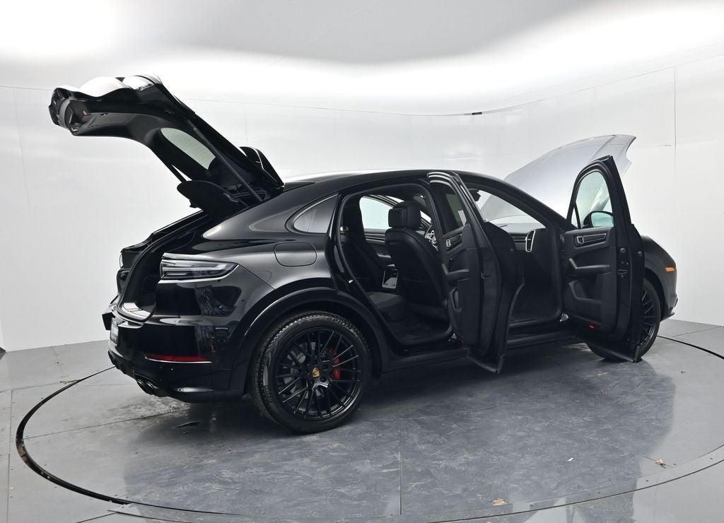 2022 Porsche Cayenne Coupe GTS
