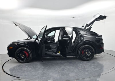 2022 Porsche Cayenne Coupe GTS