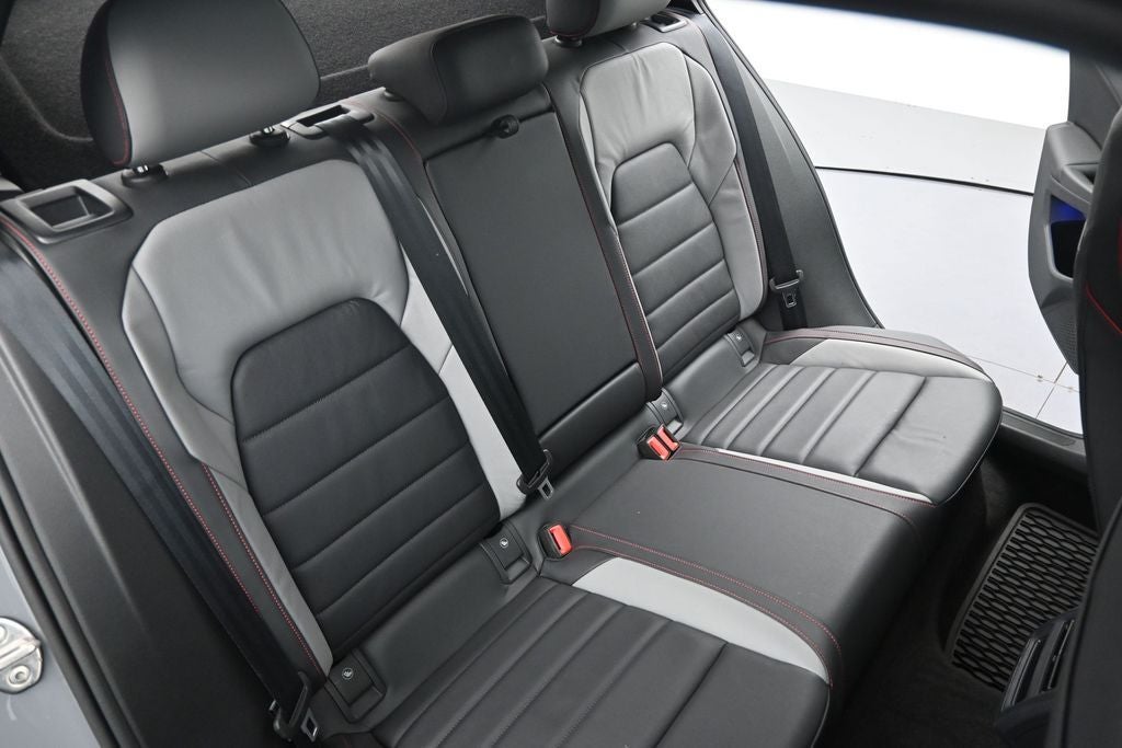 2024 Volkswagen Golf GTI 2.0T SE