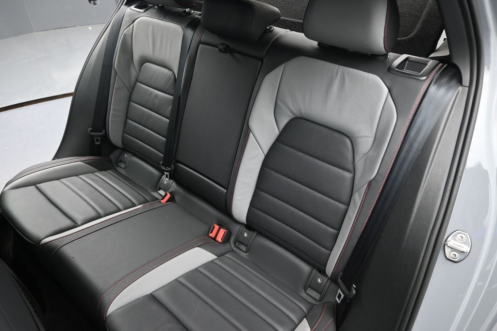 2024 Volkswagen Golf GTI 2.0T SE