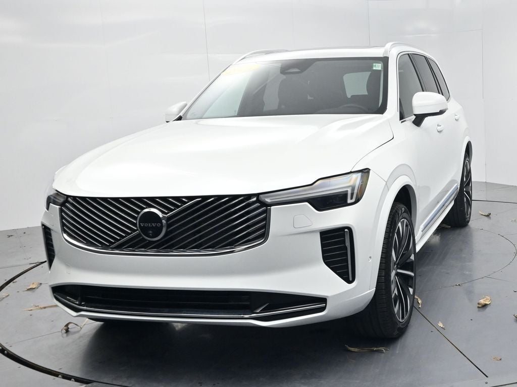 2025 Volvo XC90 B5 Plus 2025.5