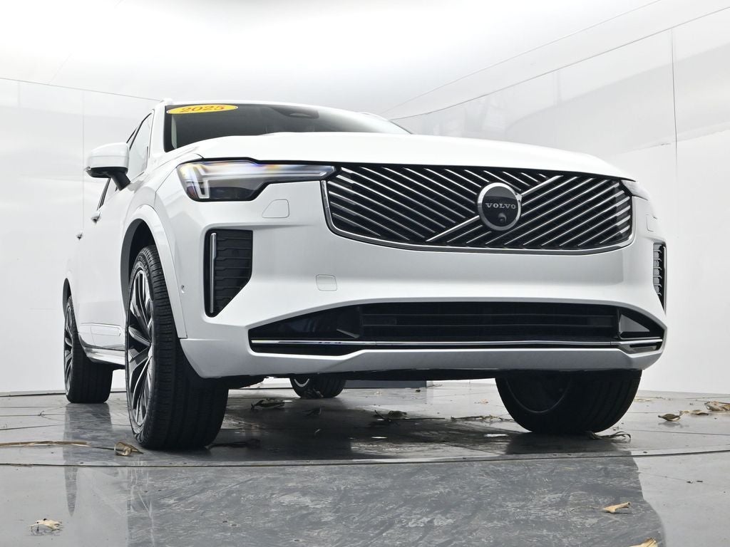 2025 Volvo XC90 B5 Plus 2025.5
