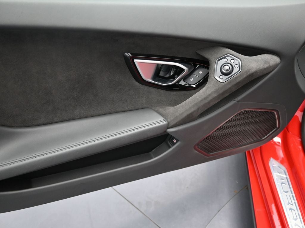 2023 Lamborghini Huracan Tecnica