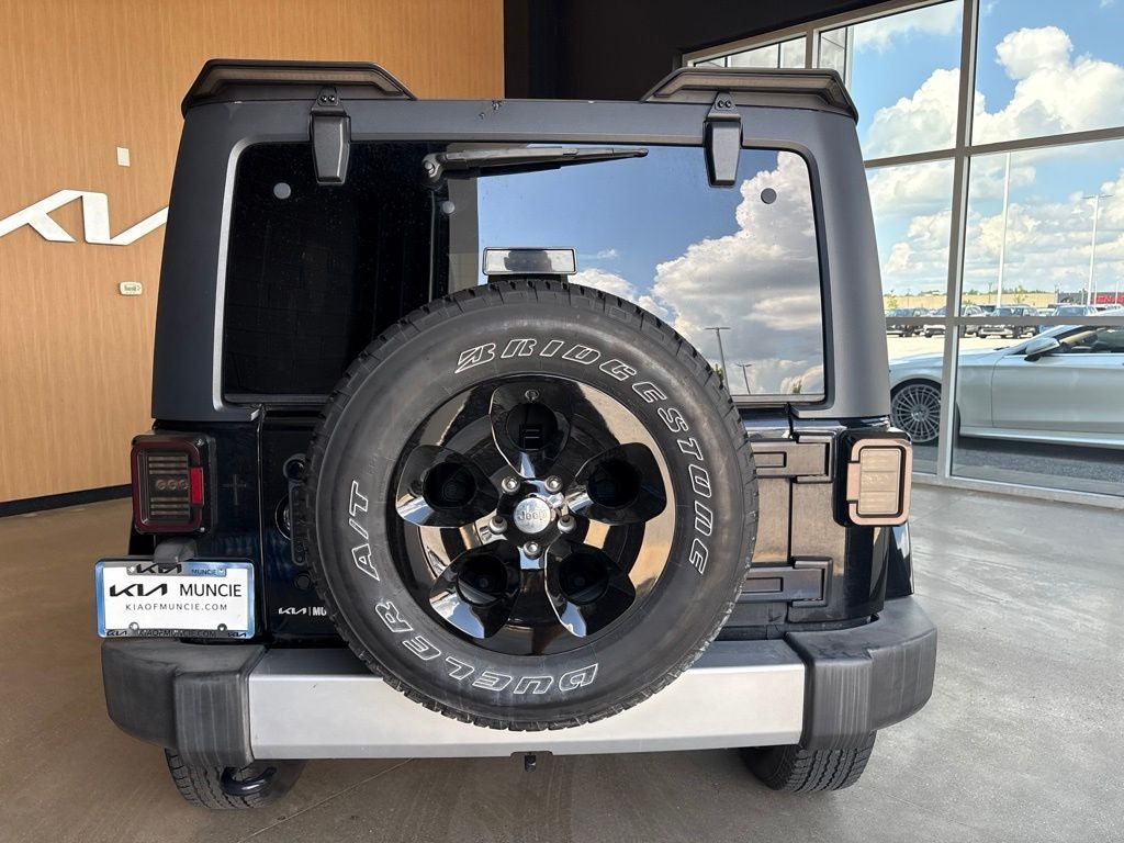2013 Jeep Wrangler Unlimited Sahara