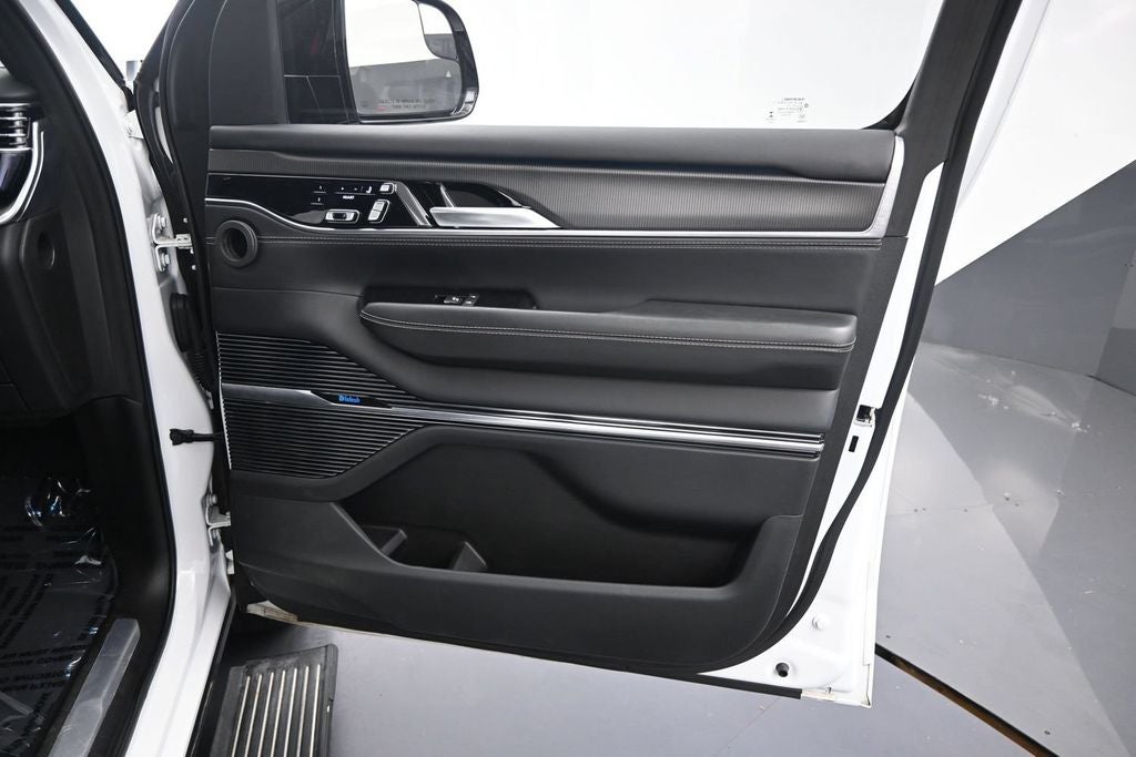 2024 Jeep Grand Wagoneer Series II