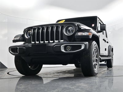 2022 Jeep Gladiator Overland