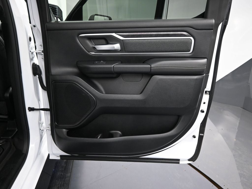 2021 RAM 1500 Big Horn/Lone Star Black Widow Package