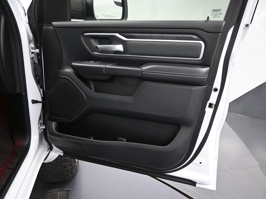 2021 RAM 1500 Big Horn/Lone Star Black Widow Package