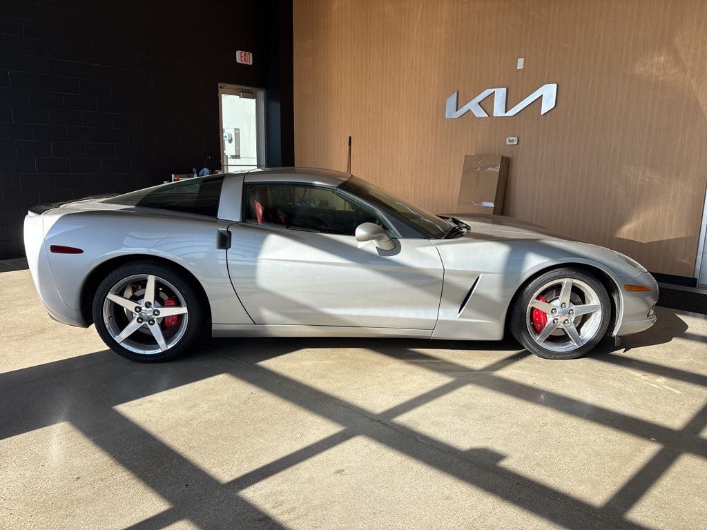 2005 Chevrolet Corvette Base
