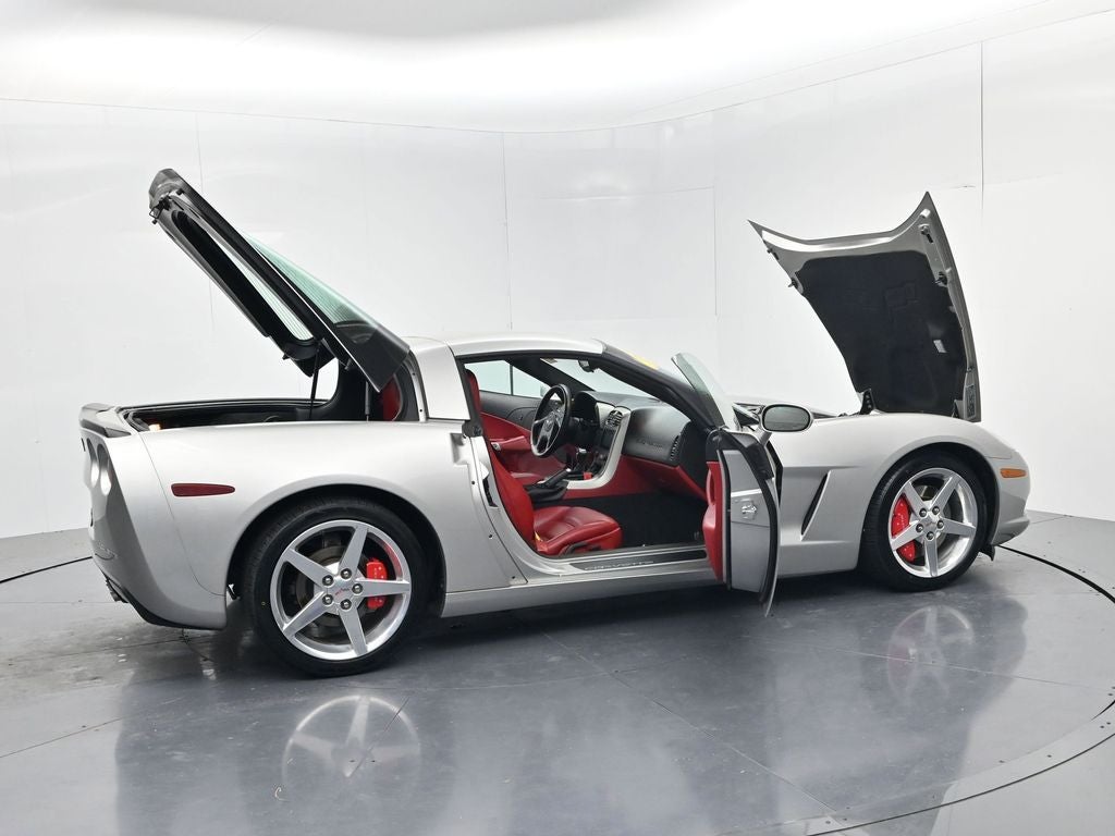 2005 Chevrolet Corvette Base
