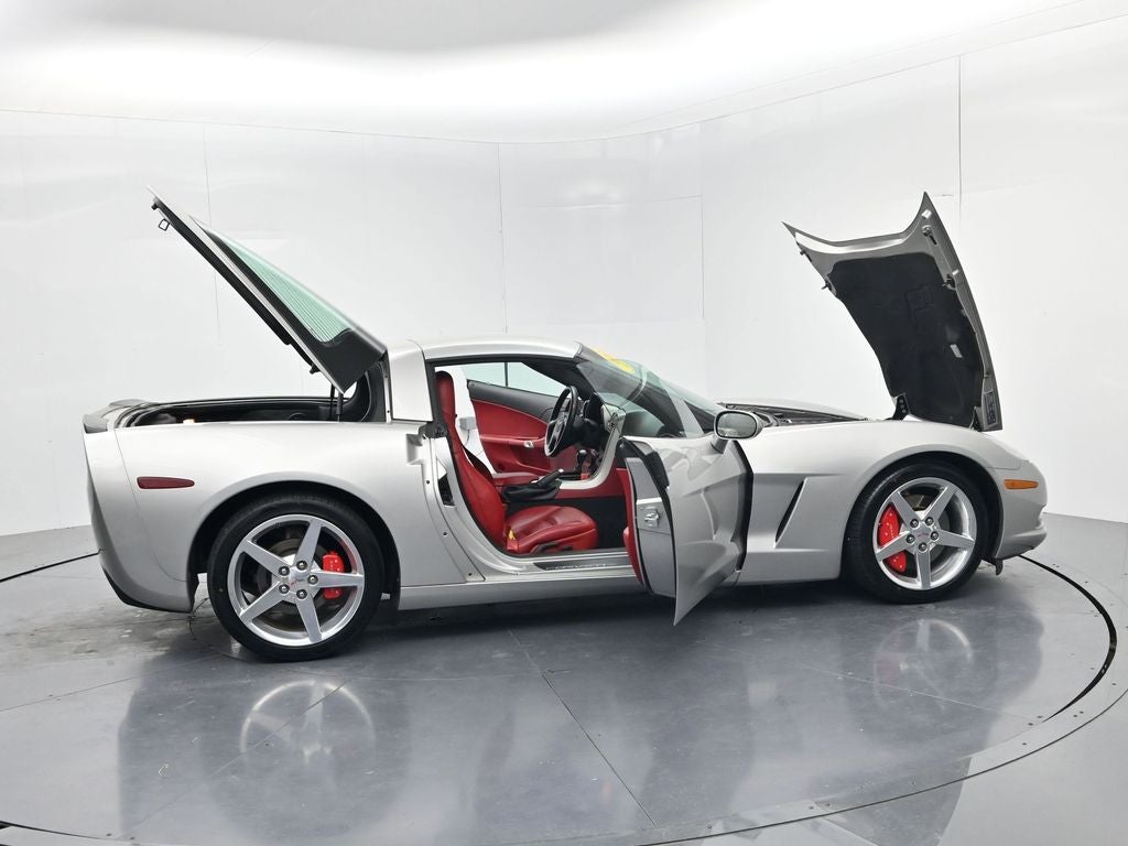 2005 Chevrolet Corvette Base
