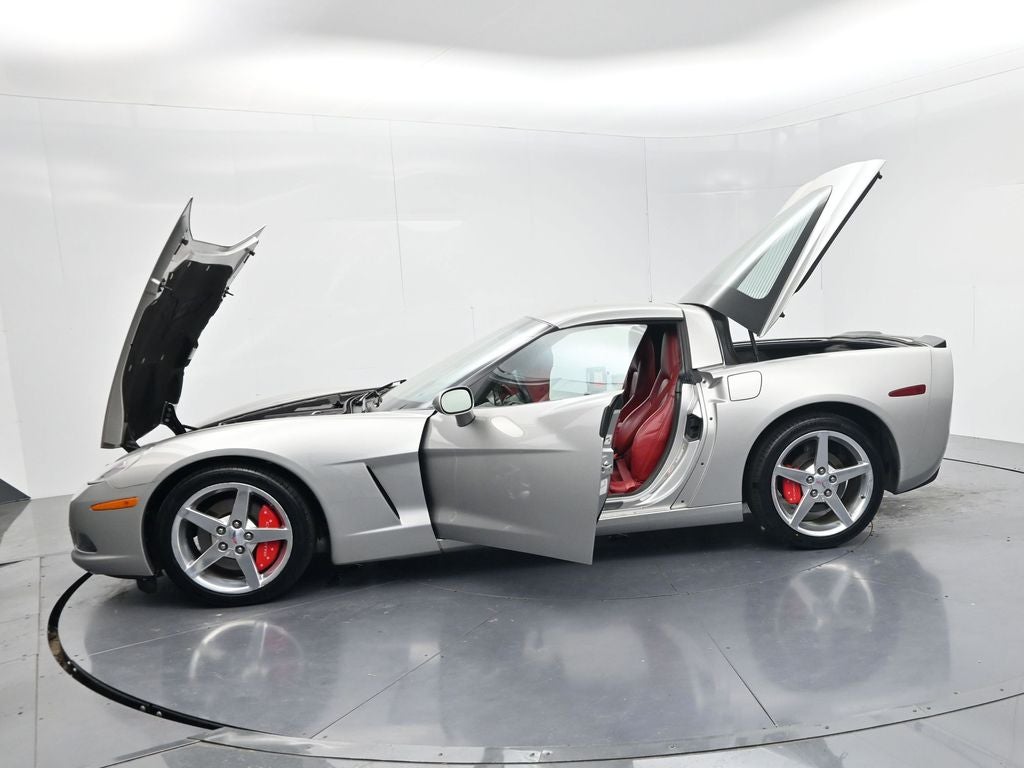 2005 Chevrolet Corvette Base