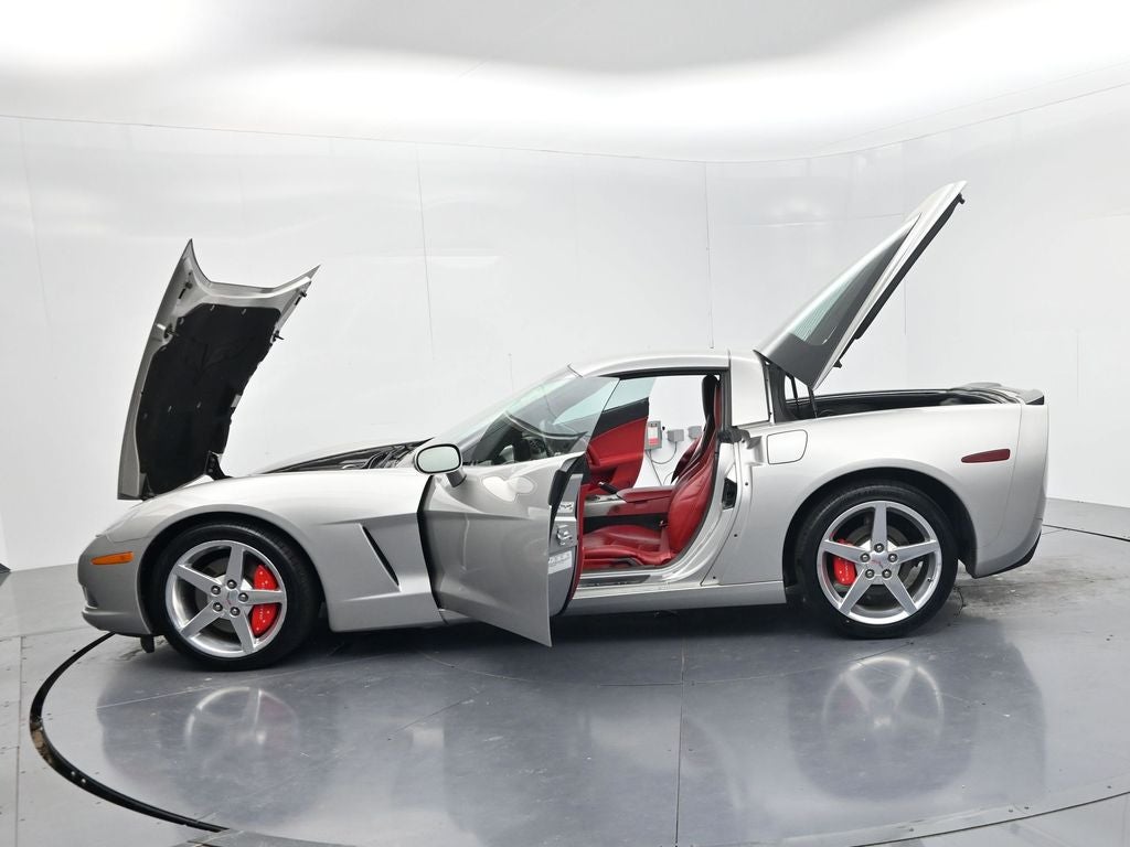 2005 Chevrolet Corvette Base
