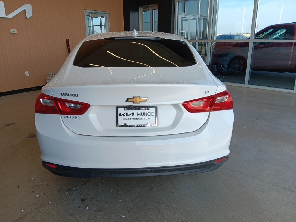 2017 Chevrolet Malibu LT 1LT