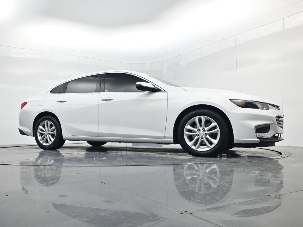 2017 Chevrolet Malibu LT 1LT