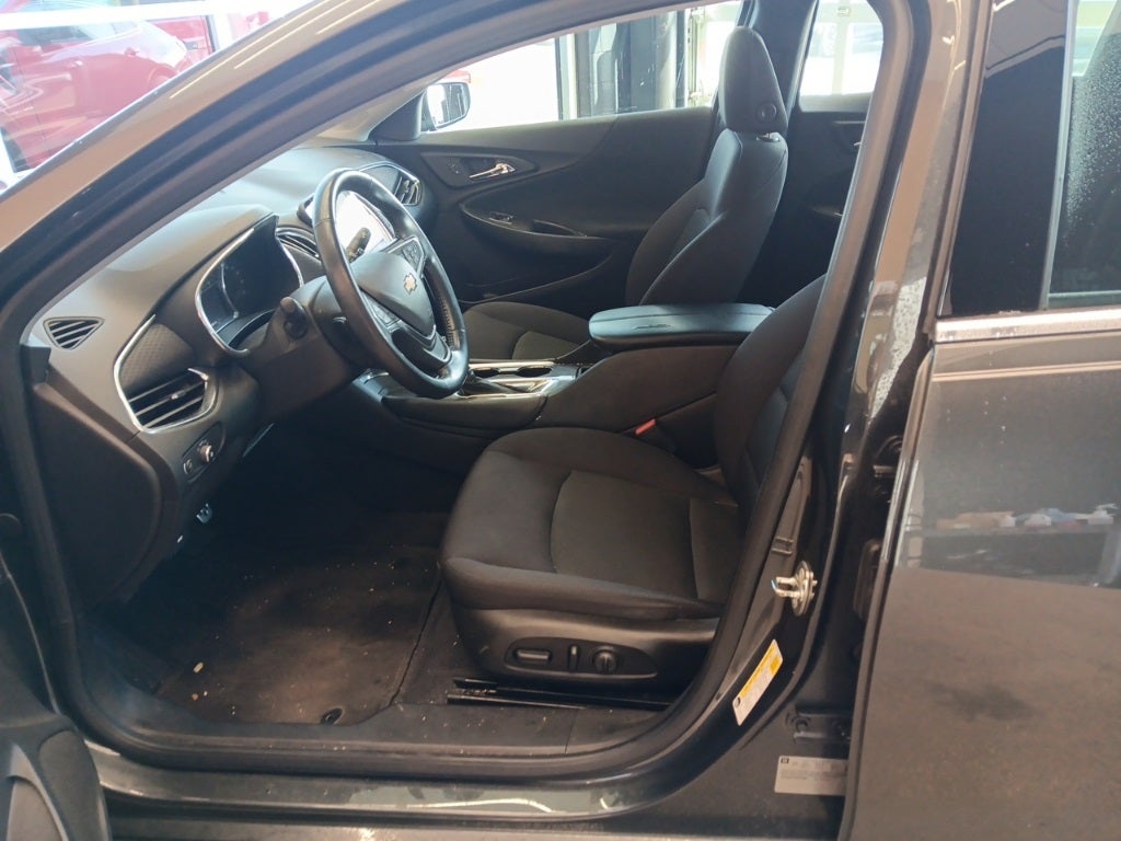 2017 Chevrolet Malibu LT 1LT