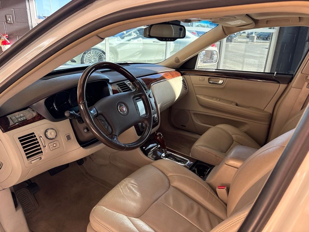 2011 Cadillac DTS Premium